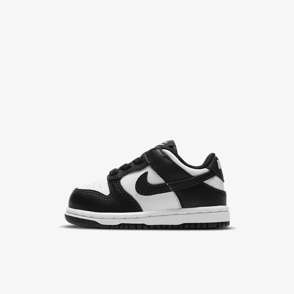Nike Kids Black and White Sneakers